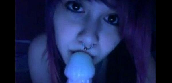  Emo Cam Girl Sucks On Her Toy